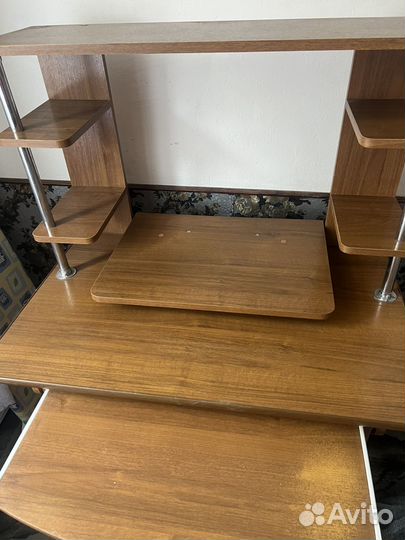 Компьютерный стол