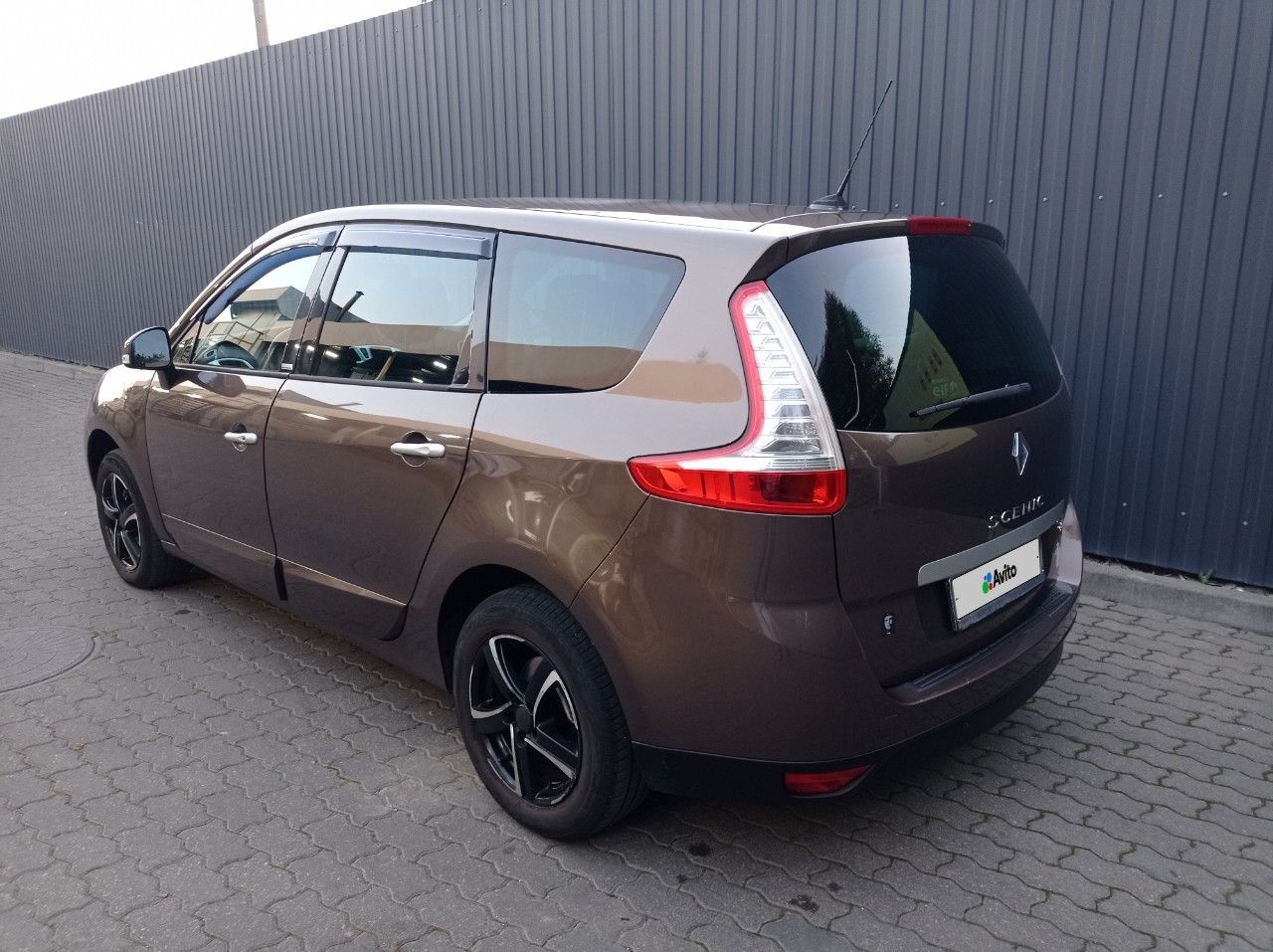 Renault Grand Scenic: фото владельца