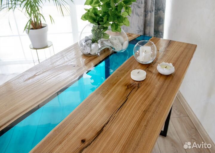 Стол из эпоксидной смолы