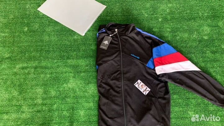 Винтажный спортивный костюм adidas