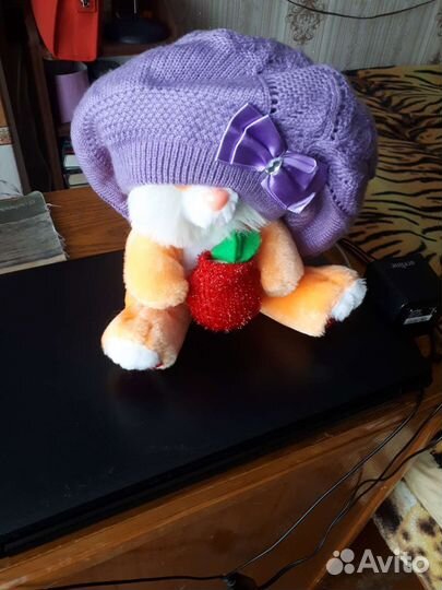 Берет женский вязаный