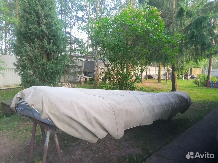 Моторная надувная лодка пхв RiverBoats RB-430