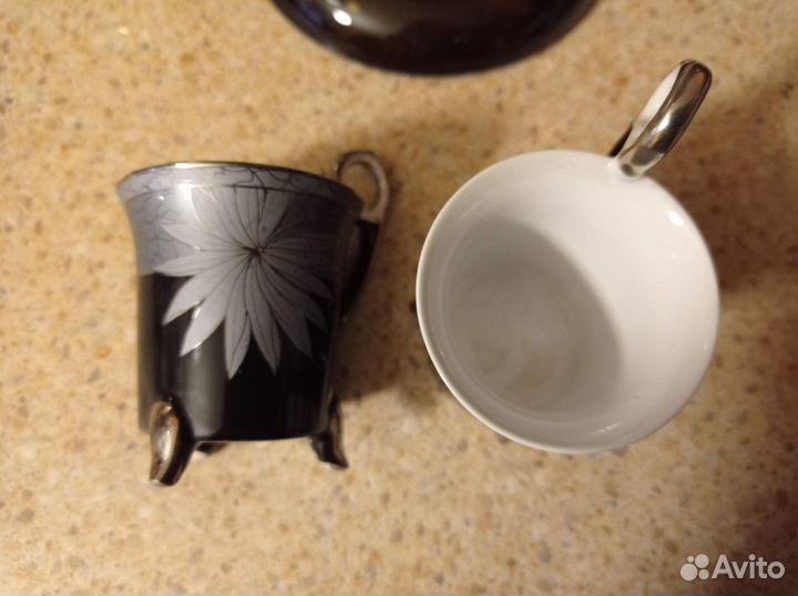 Чашечки для кофе меняю на корм для кошек