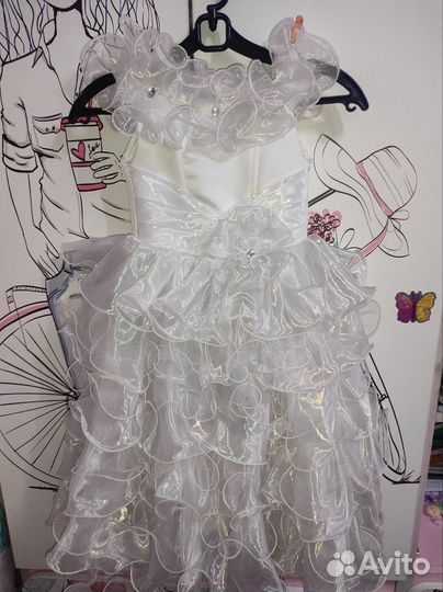 Нарядное платье