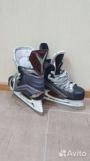 Хоккейные коньки bauer