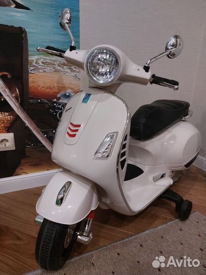 Электромотоцикл vespa PX, цвет белый