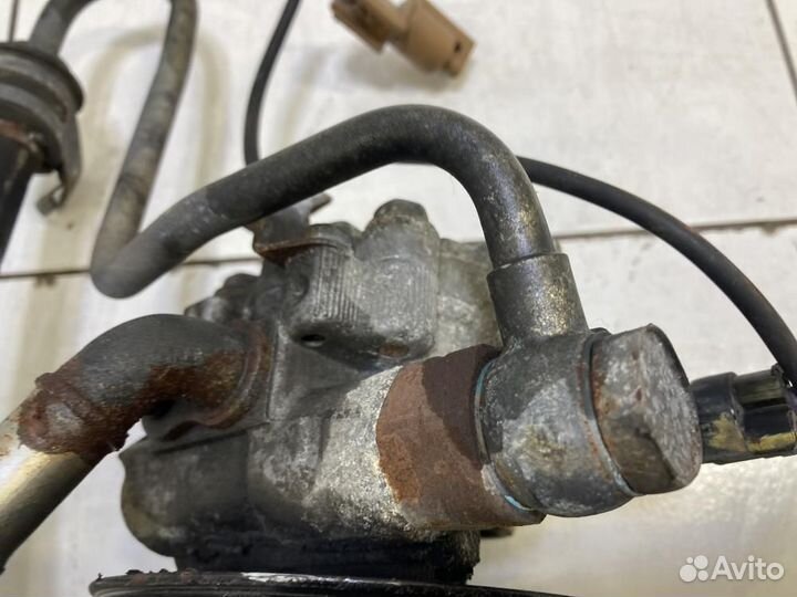 Гур Насос гидроусилителя Mitsubishi Pajero 4 V93W