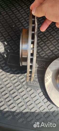 Передние тормозные диски