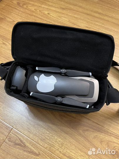 Квадрокоптер DJI Mavic Air