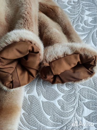 Шуба норковая почти новая 44