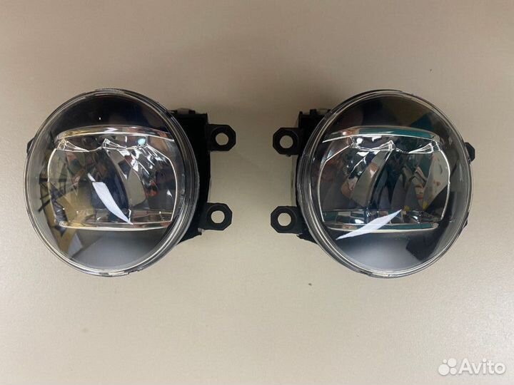 Туманка toyota corolla ZE15 06-13 (LED)