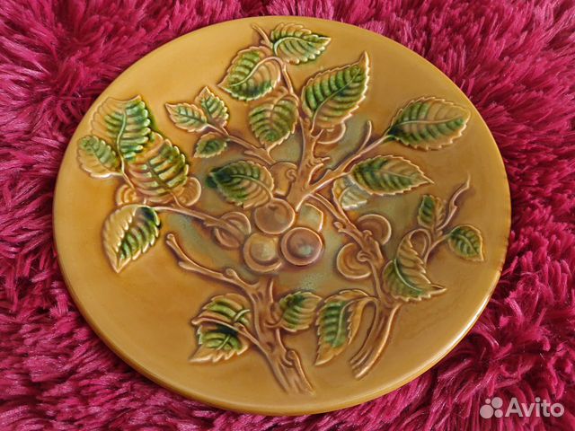 Тарелка декоративная настенная времен СССР