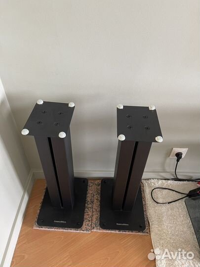 Стойки для акустики bowers wilkins