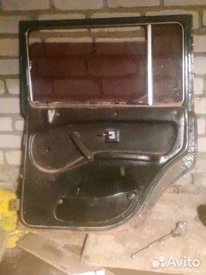 Двери для нивы задние