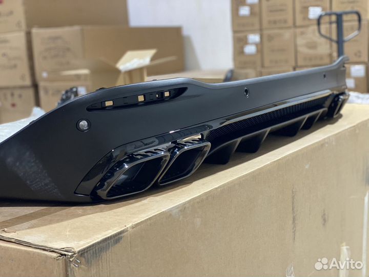 Черный диффузор AMG 63 gls 167