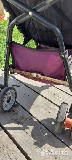 Прогулочная коляска трость