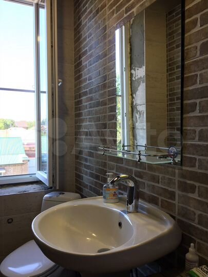 Комната 30 м² в 3-к., 2/2 эт.