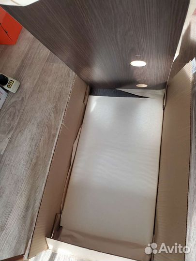 Полка настенная навесная