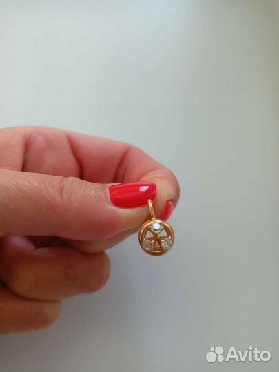 Золотые серьги