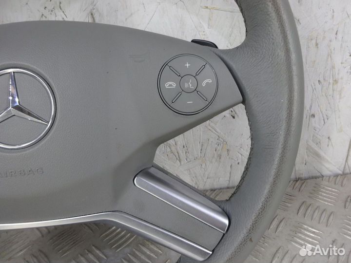 Руль Mercedes x164 в сборе с подушкой