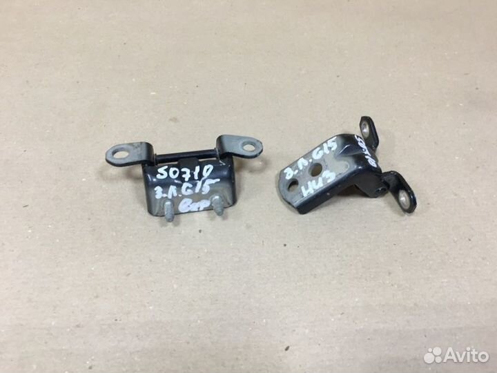 Петли двери задние левые Nissan Almera G15