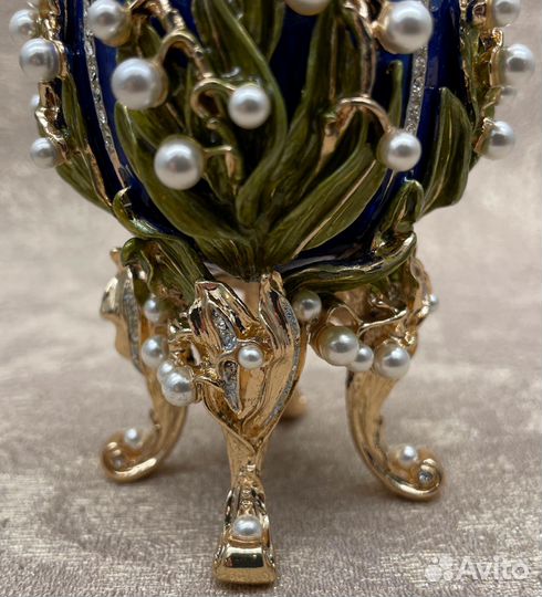 Яйцо Императорское Ландыш с портретами (3 цвета)