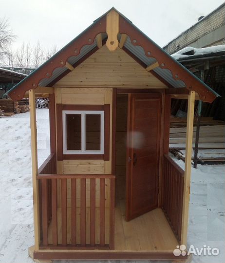 Детский игровой домик из натурального дерева