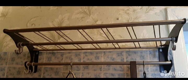 Вешалка для верхней одежды