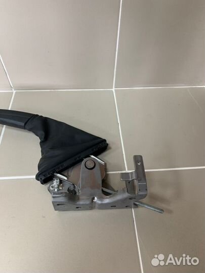 Рычаг стояночного тормоза Renault Duster 2 (Hjd) 2