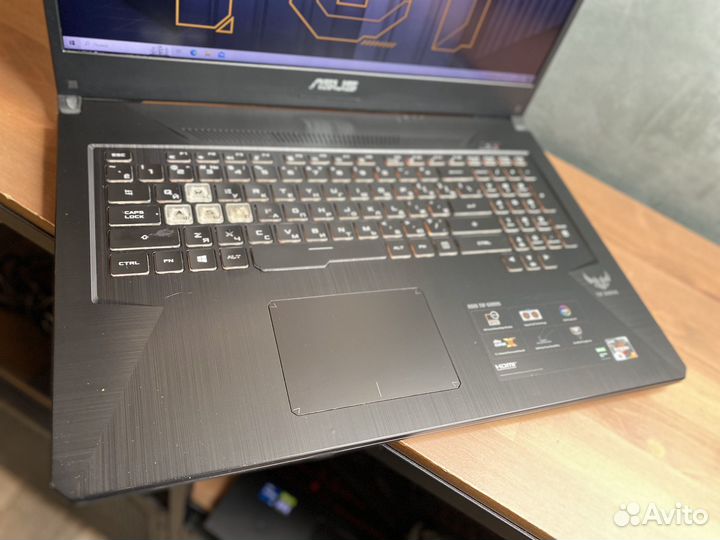 Asus TUF 17,3