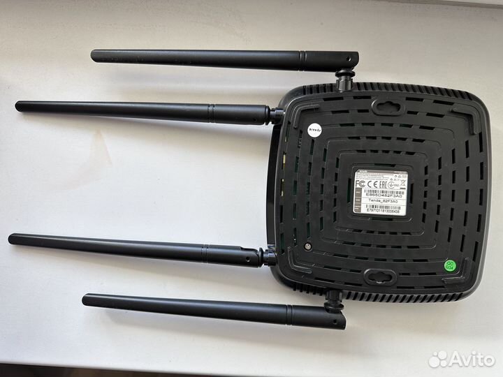 Роутер tenda AC1200