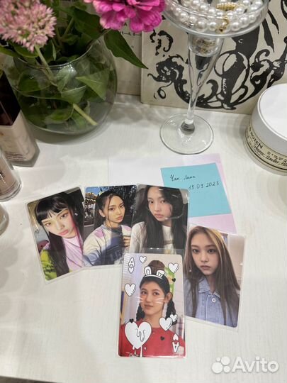 Официальные карты NewJeans