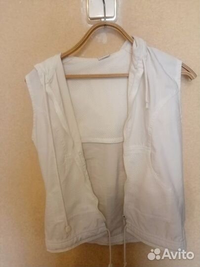 Безрукавка женская 46 48