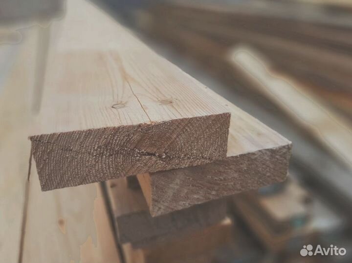 Уникальный дизайн с досками из сосны