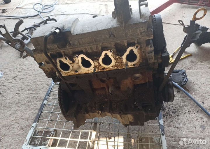 Двигатель на renault logan 1.4