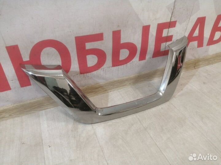 Хром решетки радиатора передний Nissan X-Trail T32