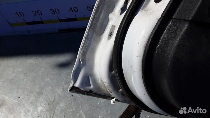 Дверь задняя правая Hyundai i40