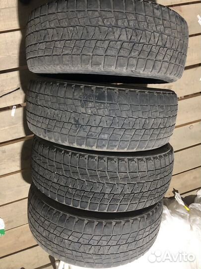 Bridgestone Blizzak DM-V1 235/55 R18 100R