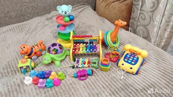 Развивающие игрушки для малышей