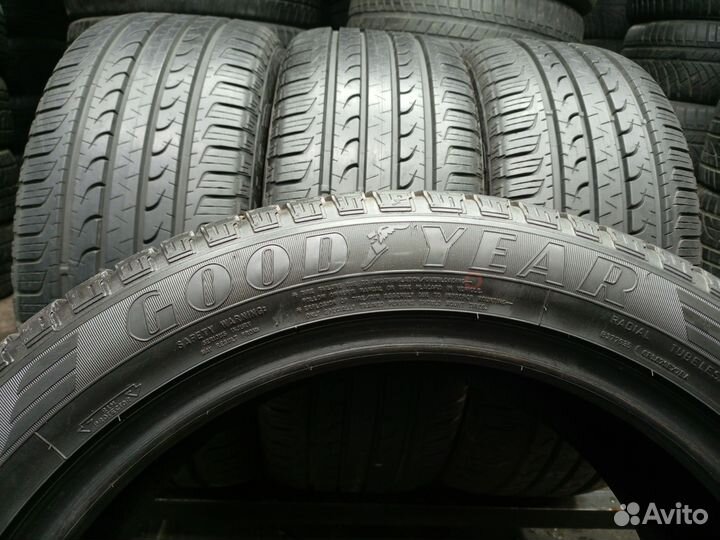 Goodyear EfficientGrip SUV 235/50 R19 99V