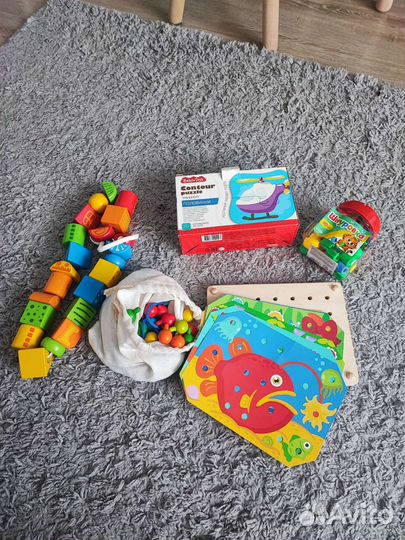 Развивающие игрушки пакетом