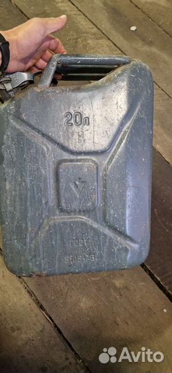 Канистра металлическая 20 л