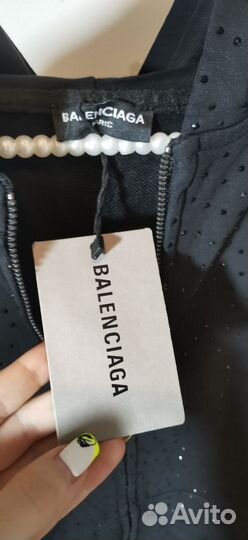 Худи Balenciaga тысяча страз