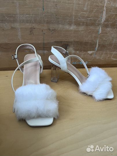 Босоножки с мехом 37 размер