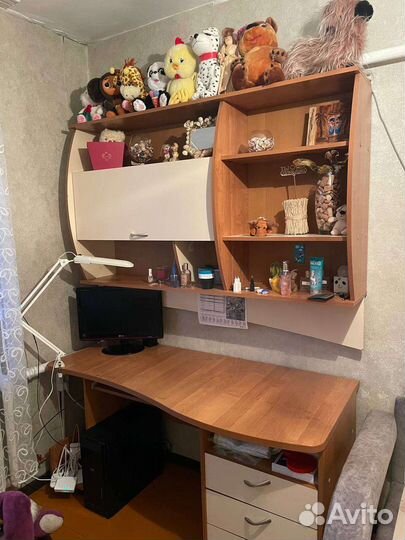 Спальный гарнитур