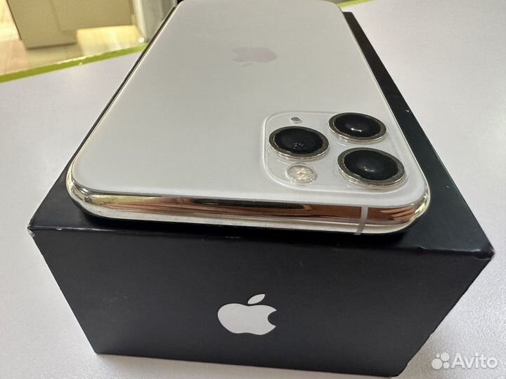 iPhone 11 Pro, 64 ГБ