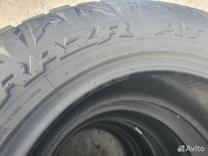 Maxxis AT-811 Razr AT 235/75 R15 110S