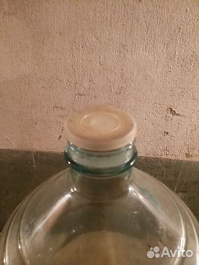 Бутылка стеклянная 20 литров