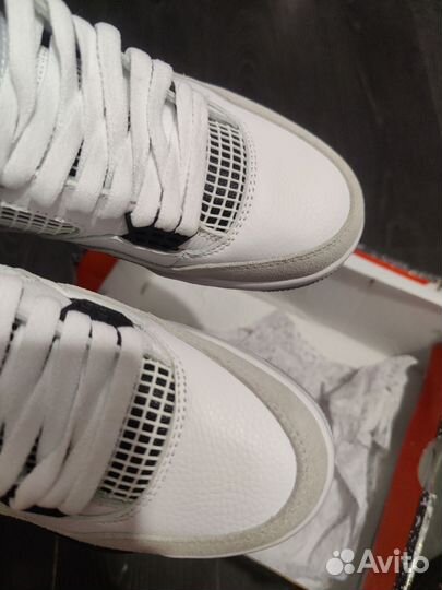 Новые Air Jordan 4 Retro Military оригинал р40