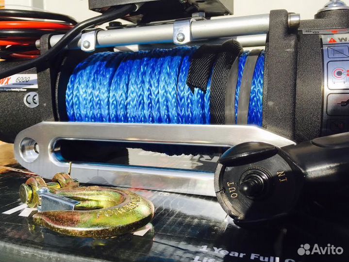 Лебёдка электрическая 12V Runva 6000 lbs кевлар